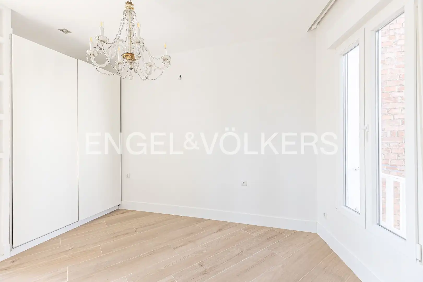Dining room of Flat for rent in Madrid  with Air Conditioner and Heating