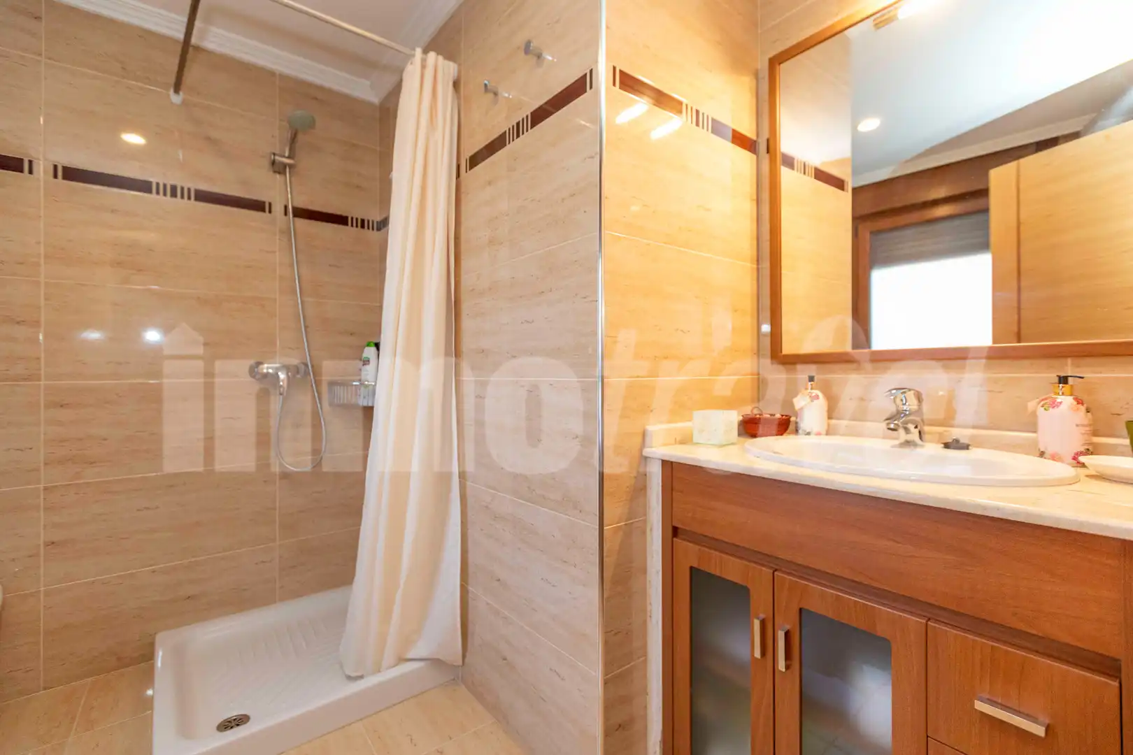 Bany de Apartament en venda en Sanxenxo amb Aire condicionat, Parquet i Terrassa
