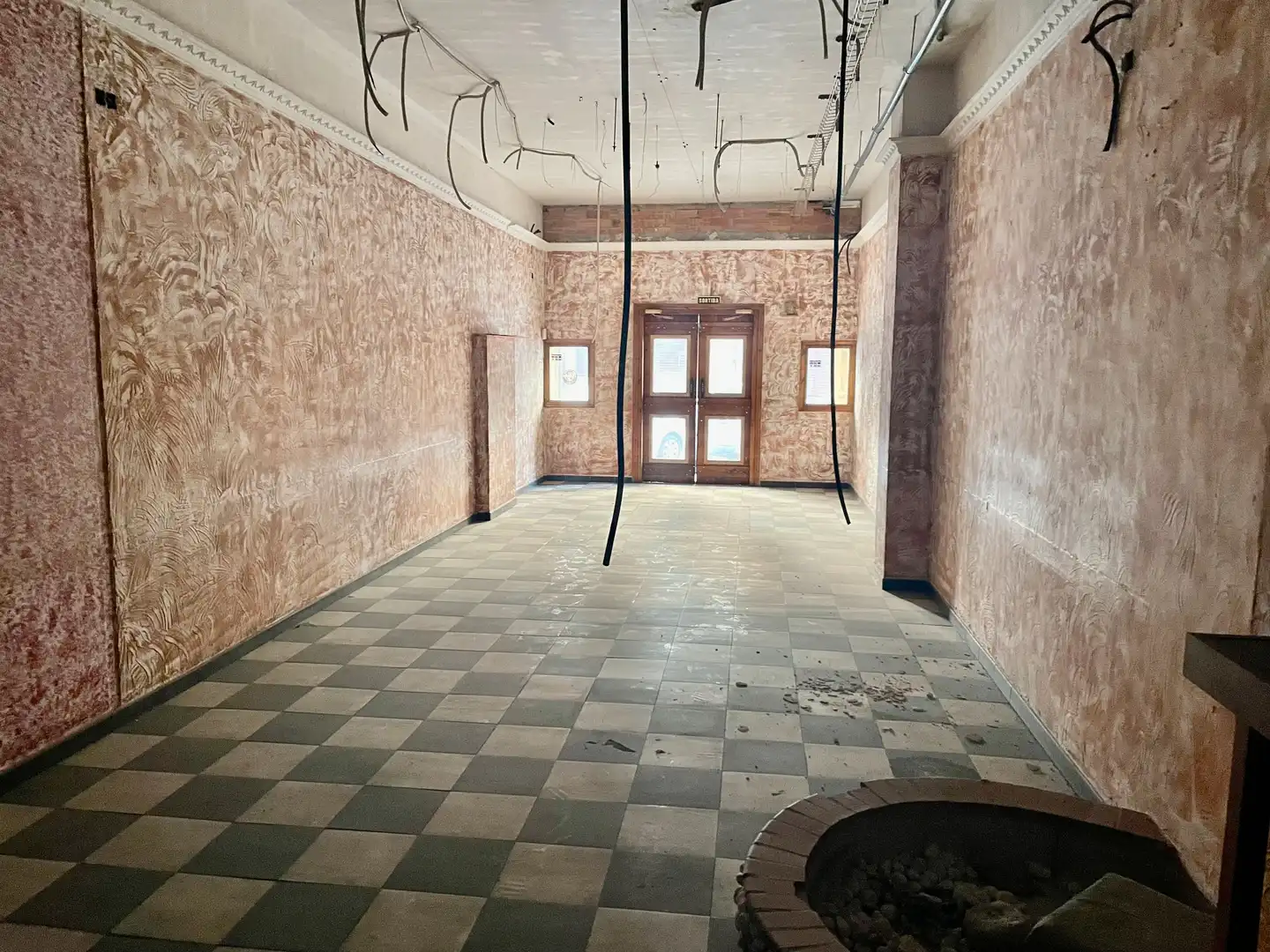 Local comercial en venta en Carrer de Rourell 5, imagen 2