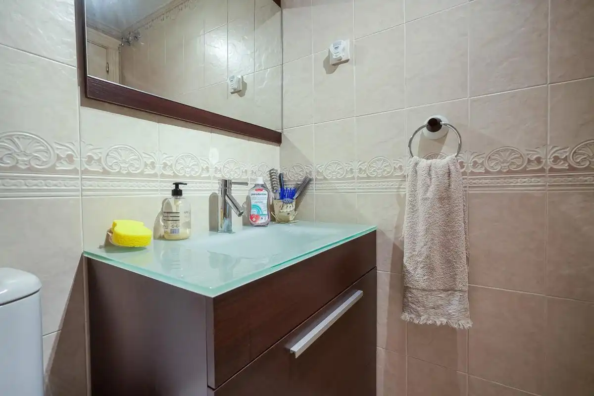 Baño de Piso en venta en Torrejón de Ardoz con Aire acondicionado, Calefacción y Jardín privado