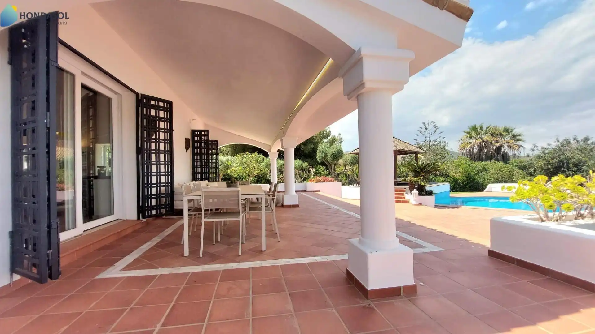 Terrassa de Casa o xalet en venda en Cartagena amb Aire condicionat, Jardí privat i Terrassa