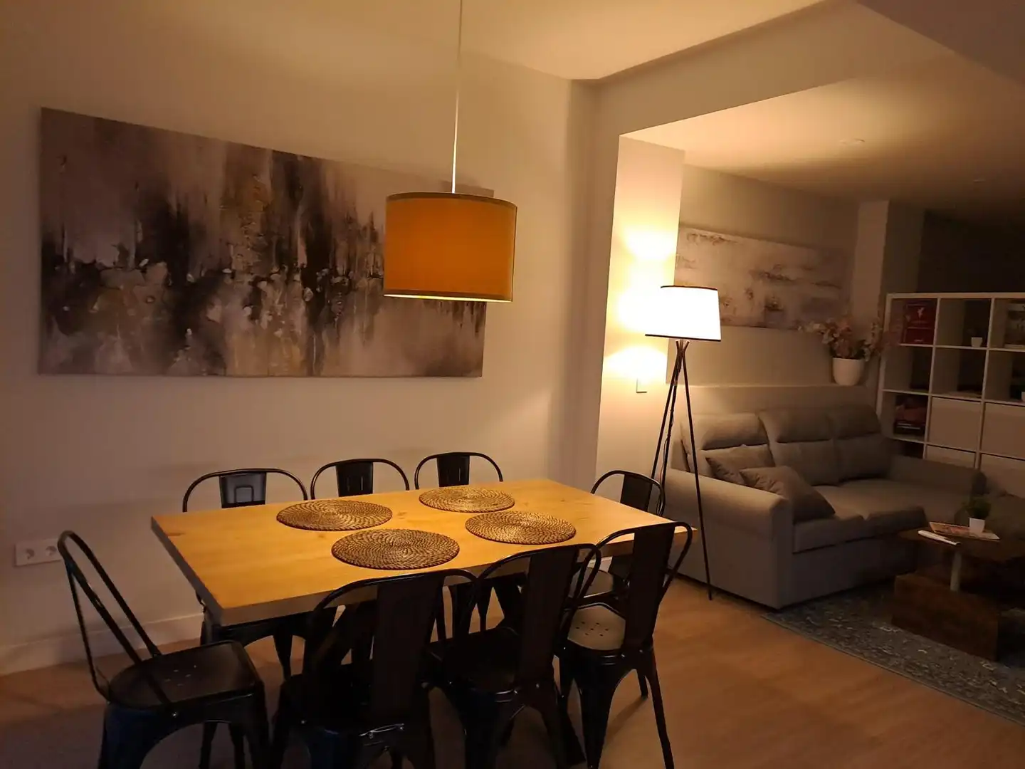 Comedor de Planta baja en venta en Valencia con Aire acondicionado, Amueblado y Horno