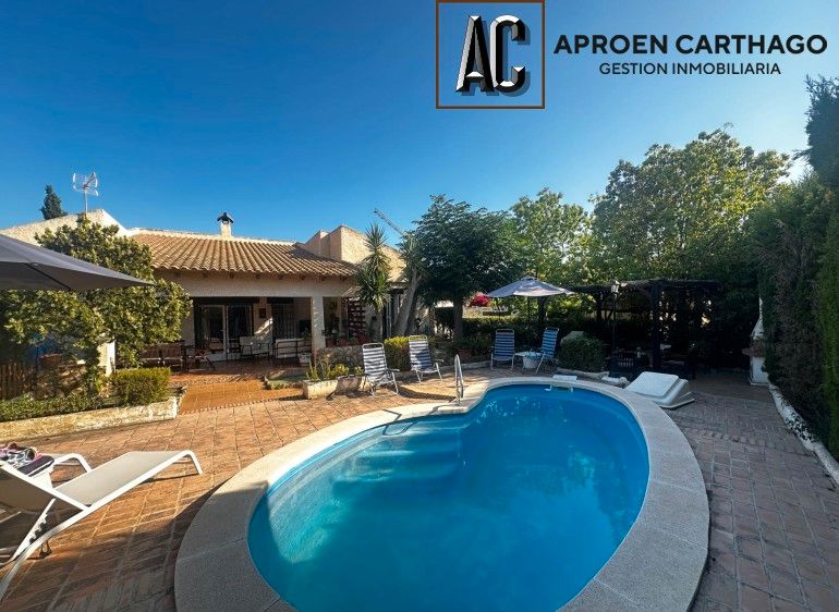 Vista exterior de Casa o chalet en venta en Cartagena con Aire acondicionado, Jardín privado y Piscina
