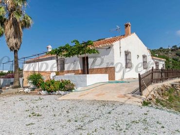 Terreno residencial en alquiler en Torrox Pueblo