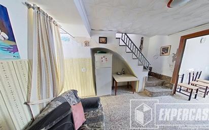 Country house zum verkauf in Salem mit Terrasse