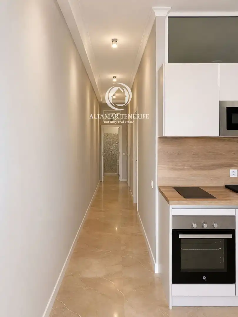 Apartamento en venta en Adeje con Piscina, Amueblado y Piscina comunitaria