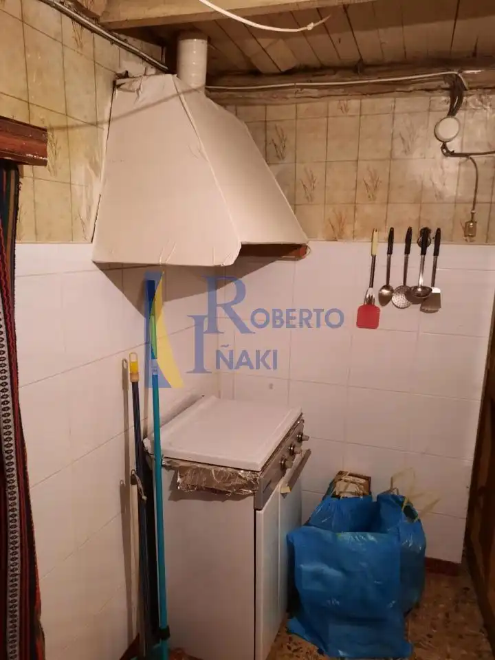 Cuina de Casa adosada en venda en Mayorga amb Calefacció
