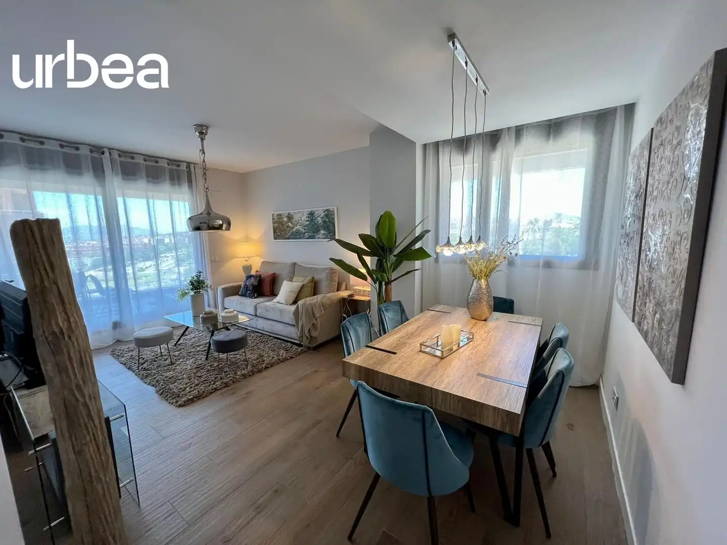 Sala d'estar de Pis en venda en Málaga amb Aire condicionat i Piscina comunitària