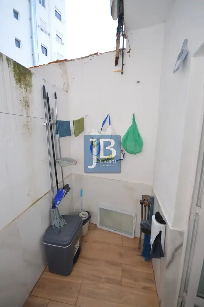 Bathroom of Flat for sale in Xàtiva  with Air Conditioner and Terrace