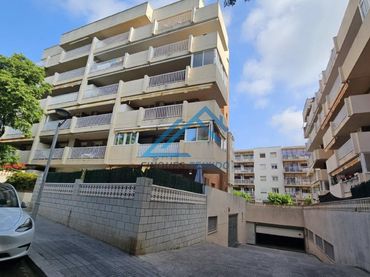 Individual en venda a Carrer del Montsant