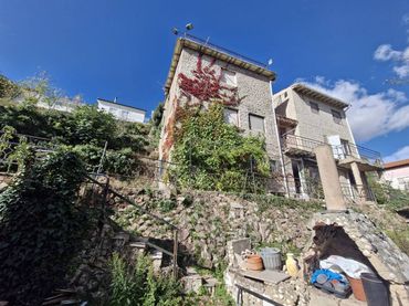Casa con jardín en venta en Calle Mayor