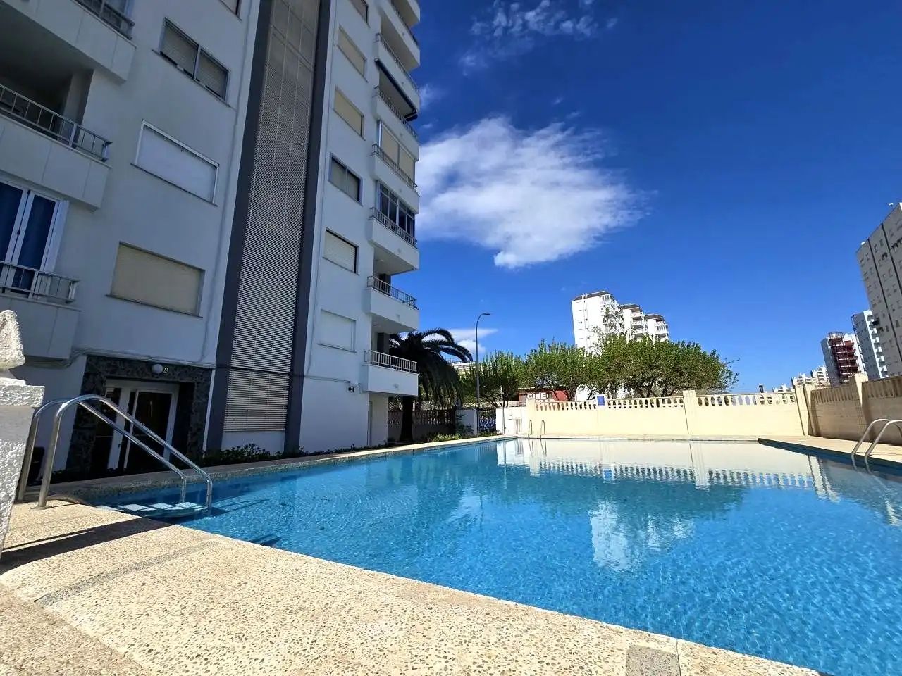 Apartments for rent in De La Rioja, 129, Playa de Gandia