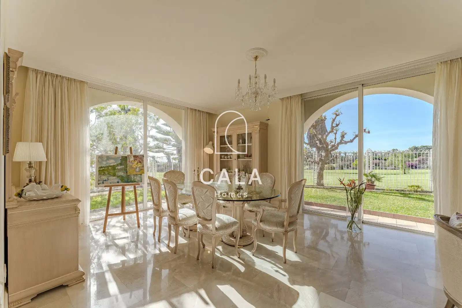 Chalet con piscina en venta en Alcojora