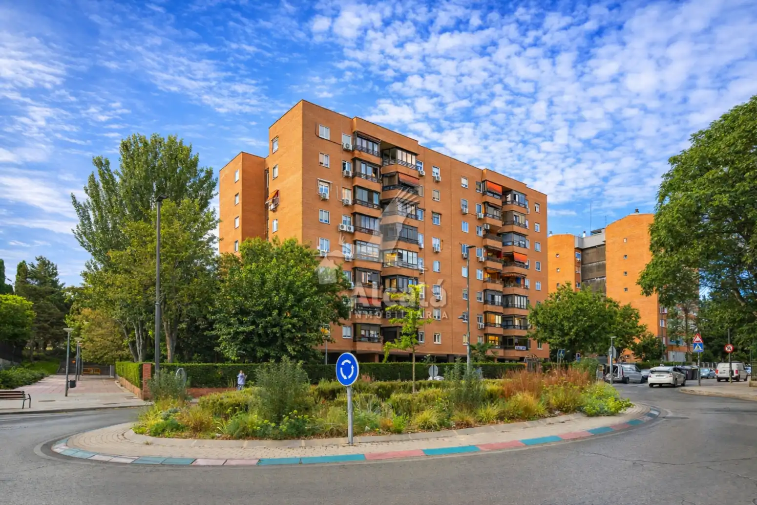 Vista exterior de Piso en venta en Coslada con Aire acondicionado, Calefacción y Jardín privado