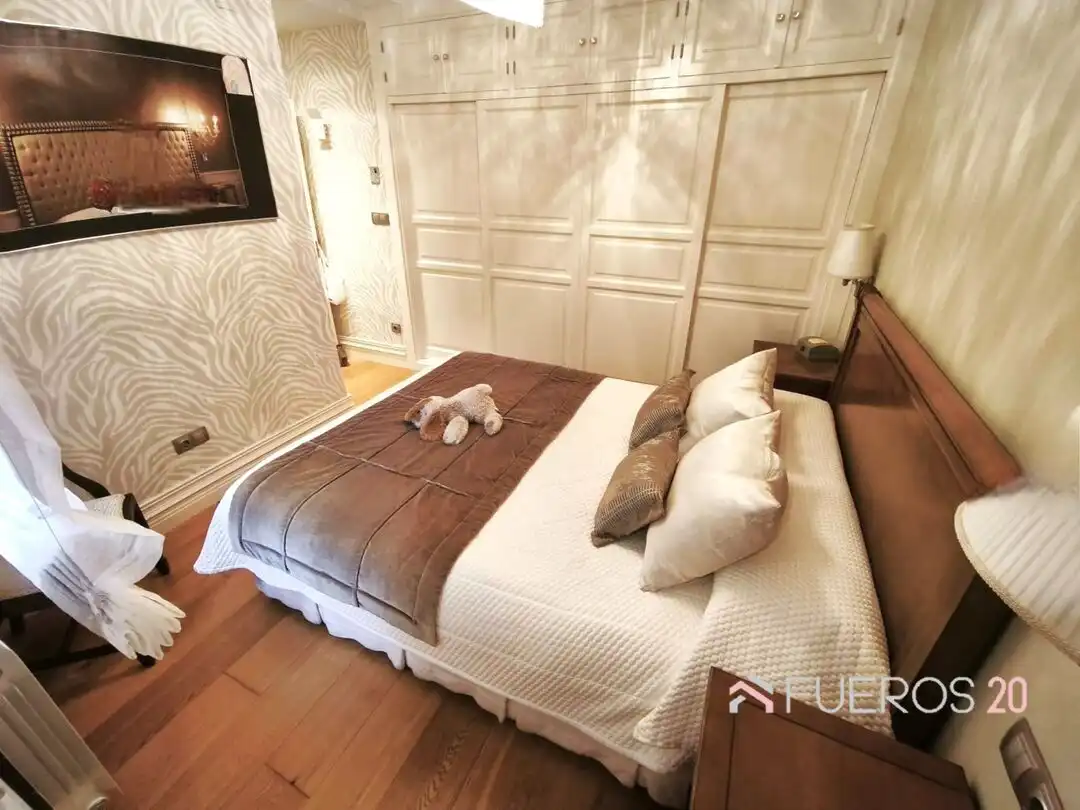 Piso con terraza en venta en Centro