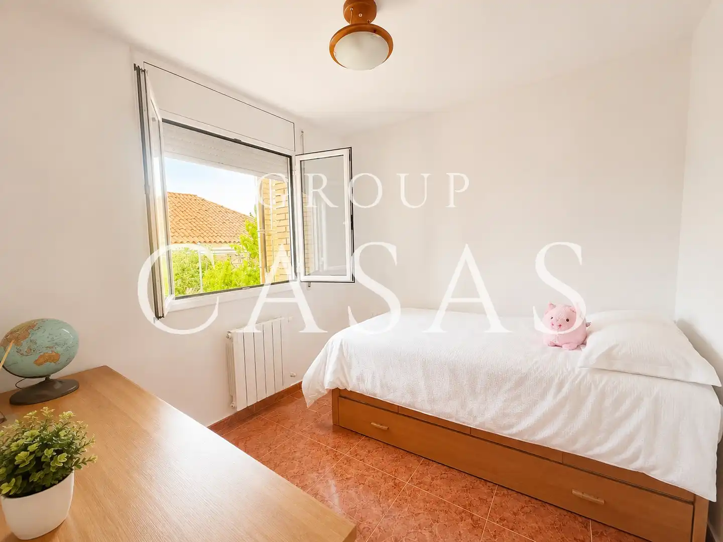 House with pool for sale in Avinguda Pont del Lledoner, imagen 6