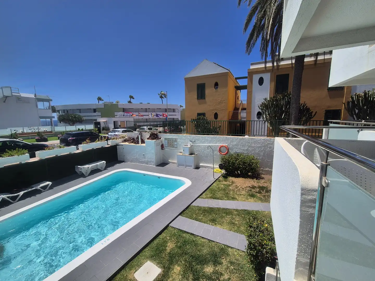 Schwimmbecken von Wohnungen zur Miete in San Bartolomé de Tirajana mit Privatgarten, Terrasse und Schwimmbad