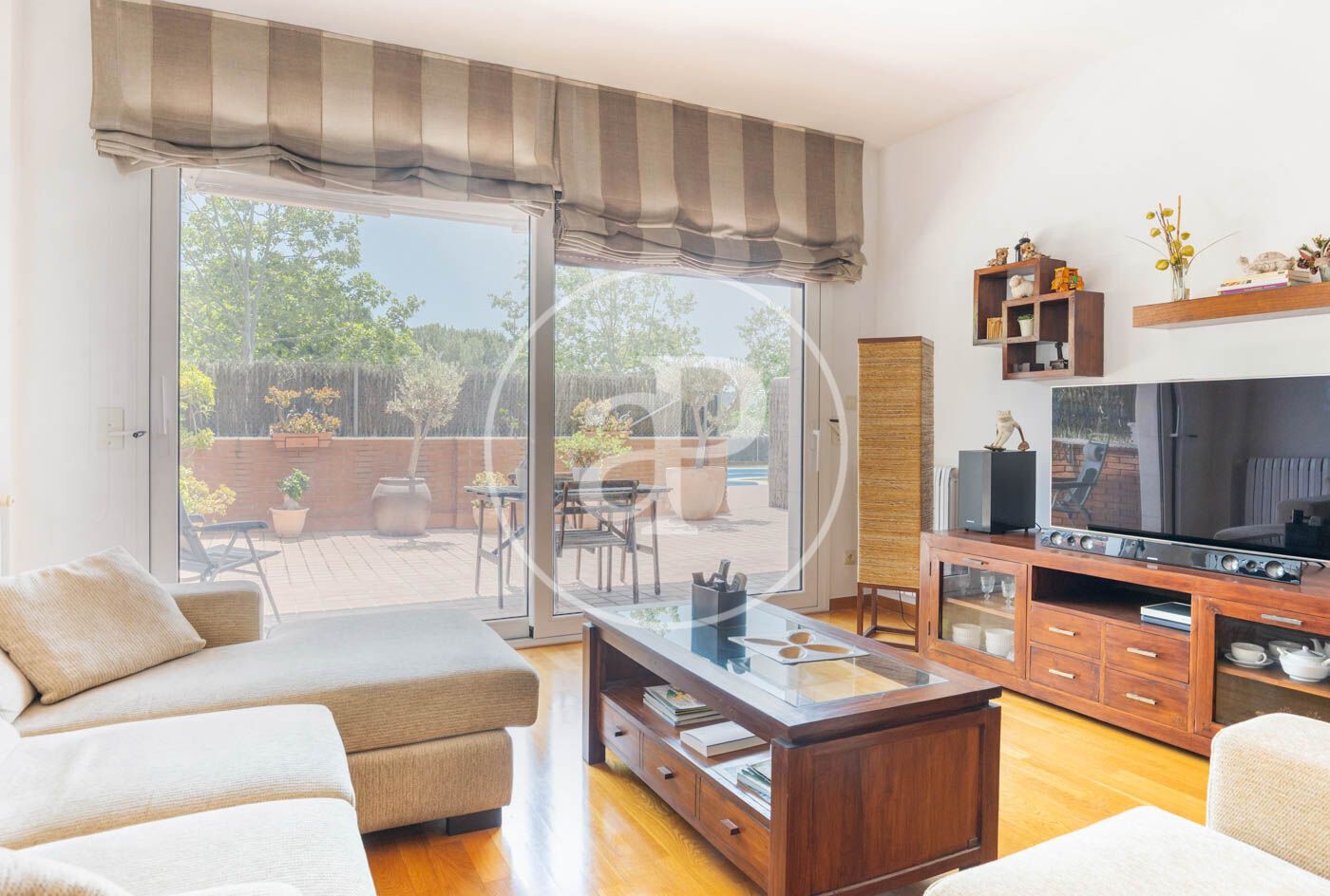 Living room of Flat for sale in Sant Quirze del Vallès  with Air Conditioner, Heating and Private garden