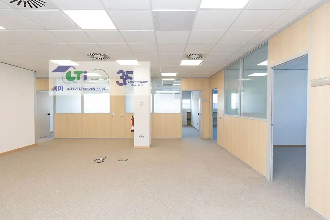 Office space to rent in C/Bari, imagen 35