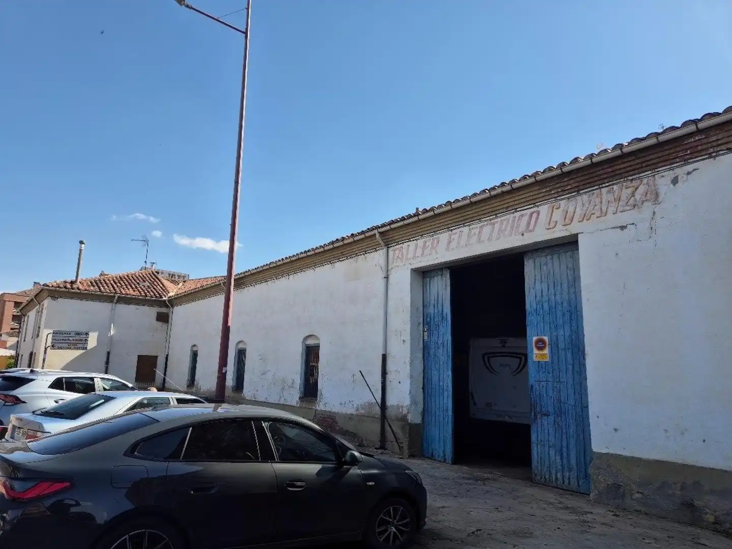 Vista exterior de Edificio en venta en Valencia de Don Juan