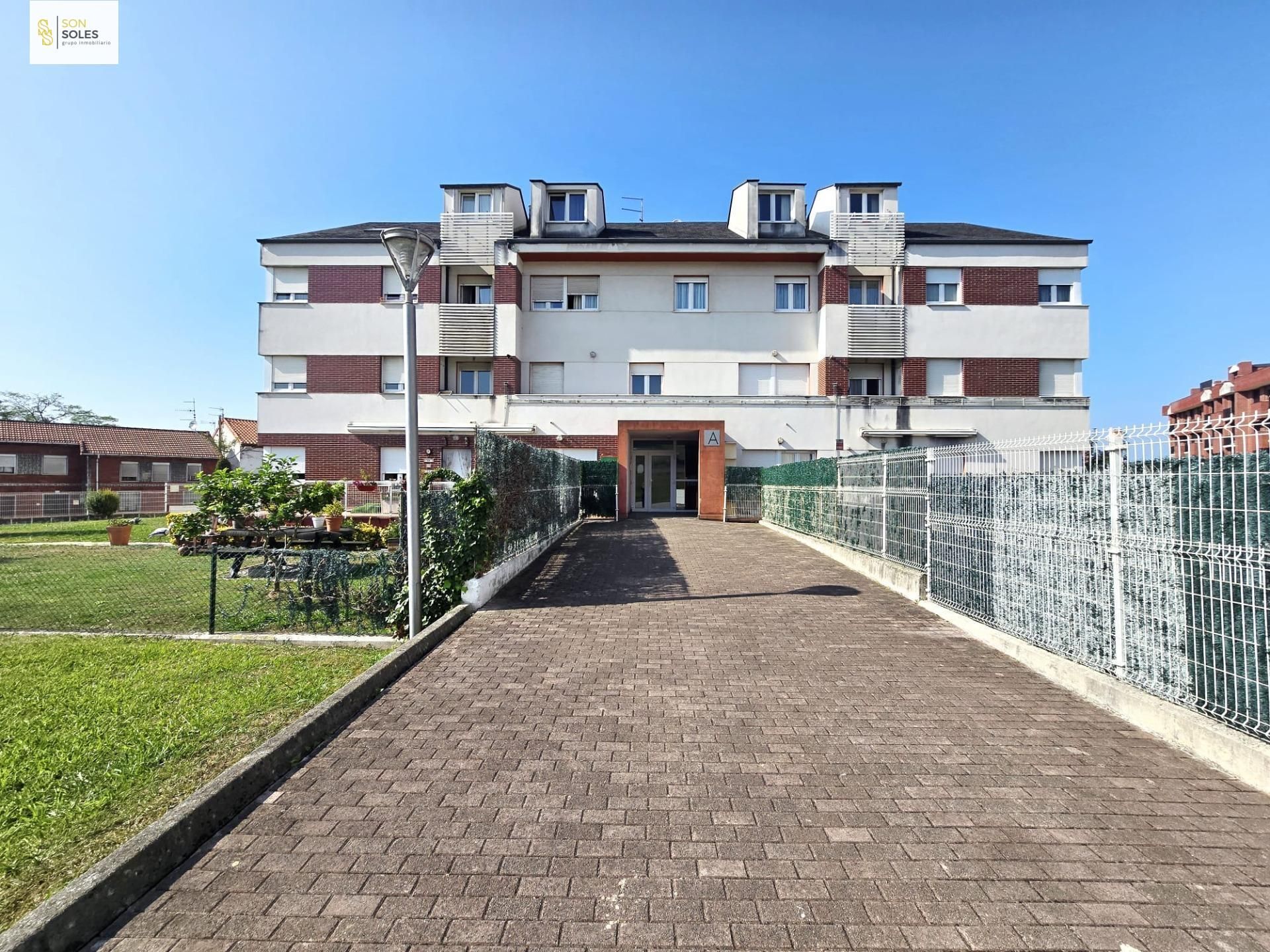 Vista exterior de Piso en venta en Polanco con Calefacción, Jardín privado y Alarma