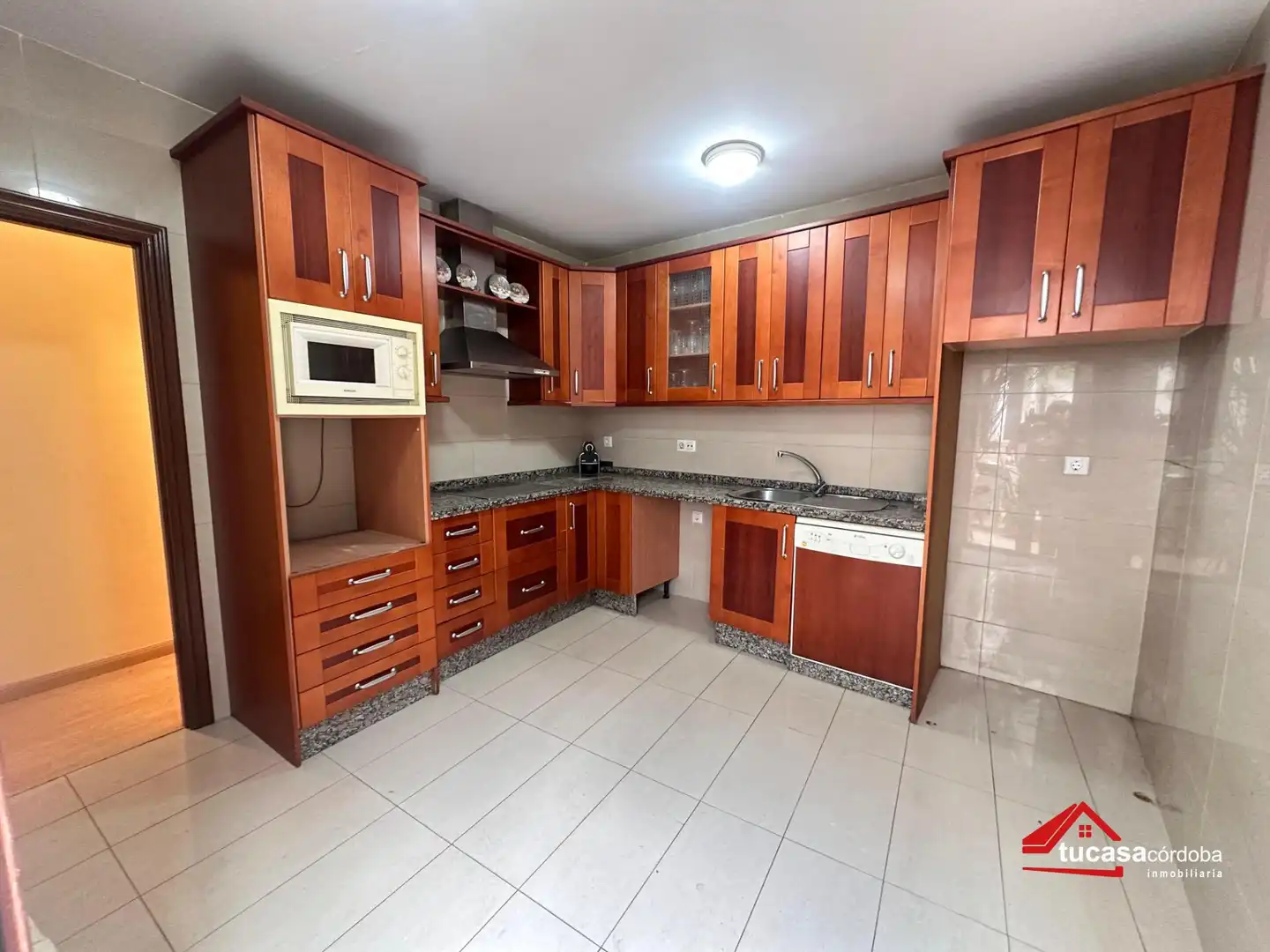 Cocina de Planta baja en venta en Córdoba con Parquet y Terraza