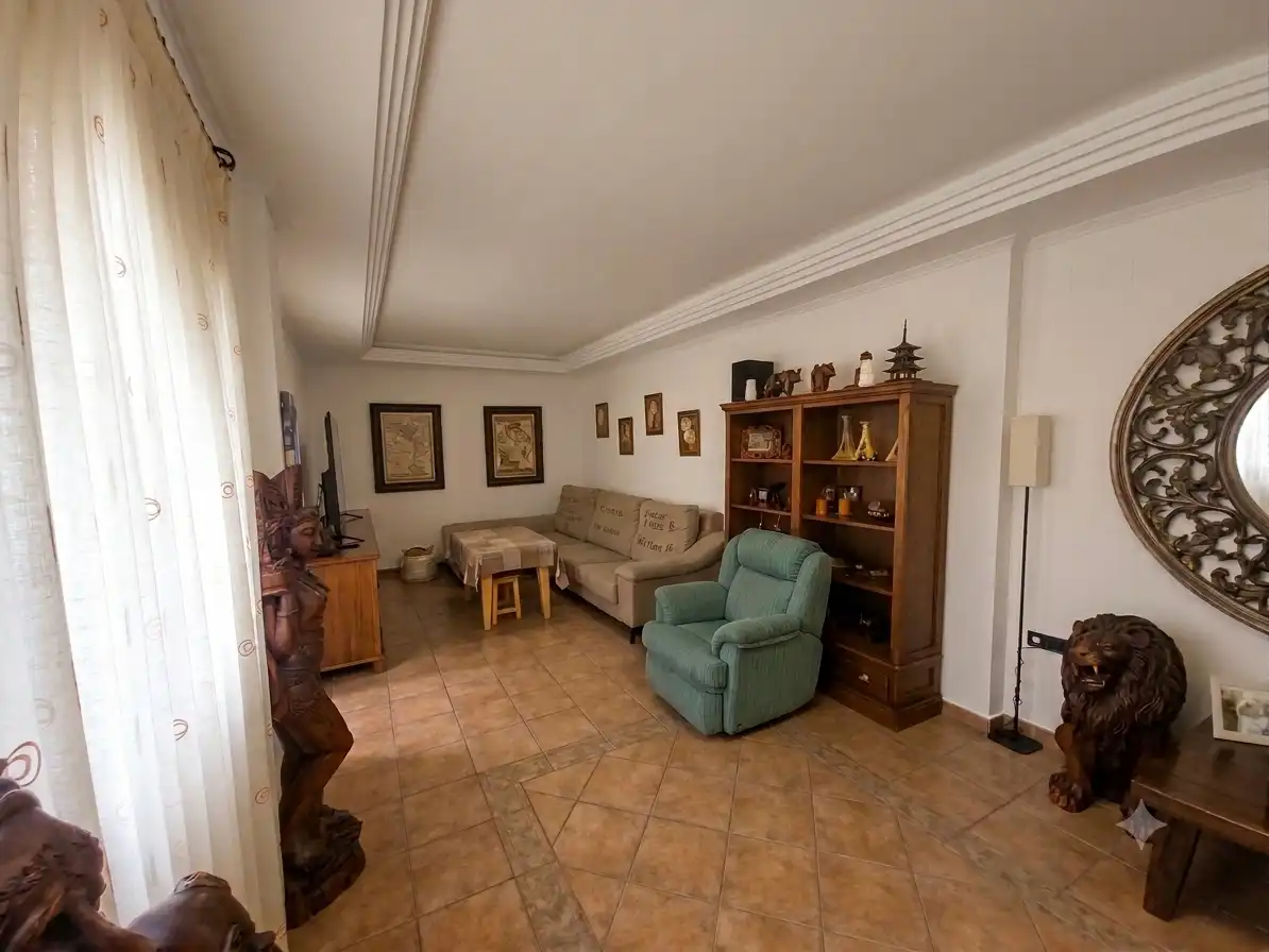 Sala d'estar de Casa o xalet en venda en Dos Hermanas amb Aire condicionat, Terrassa i Traster