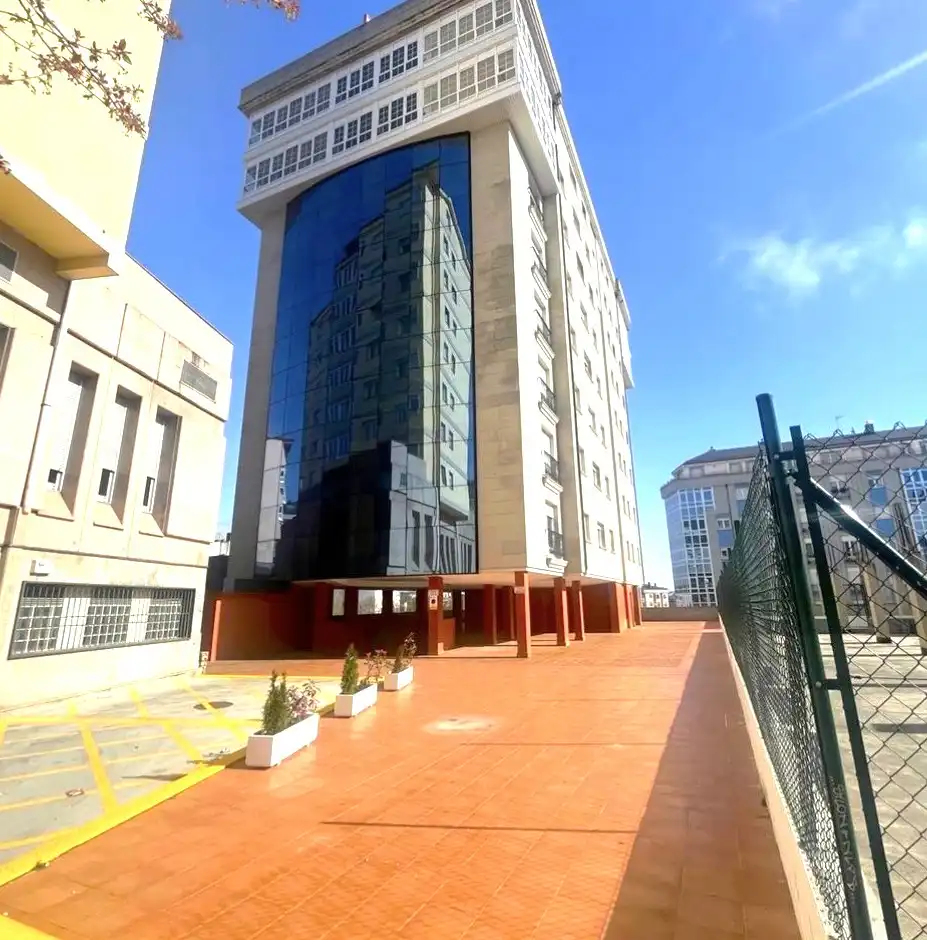 Local comercial en venda a Rua Río Eo 7