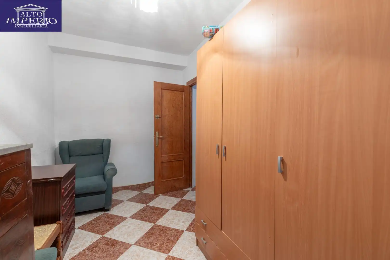 Dormitori de Casa o xalet en venda en La Zubia amb Terrassa