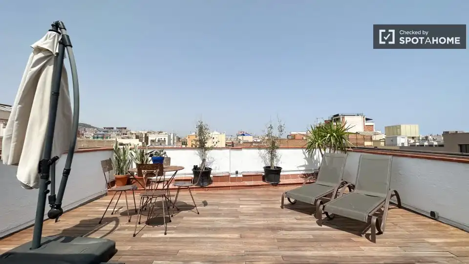 Flat with terrace to rent in Gràcia, imagen 5