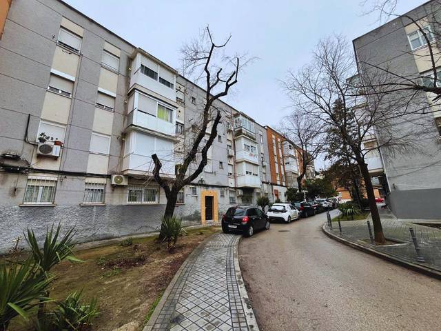 Piso en Venta en De Tiedra en Casco Histórico de Vallecas