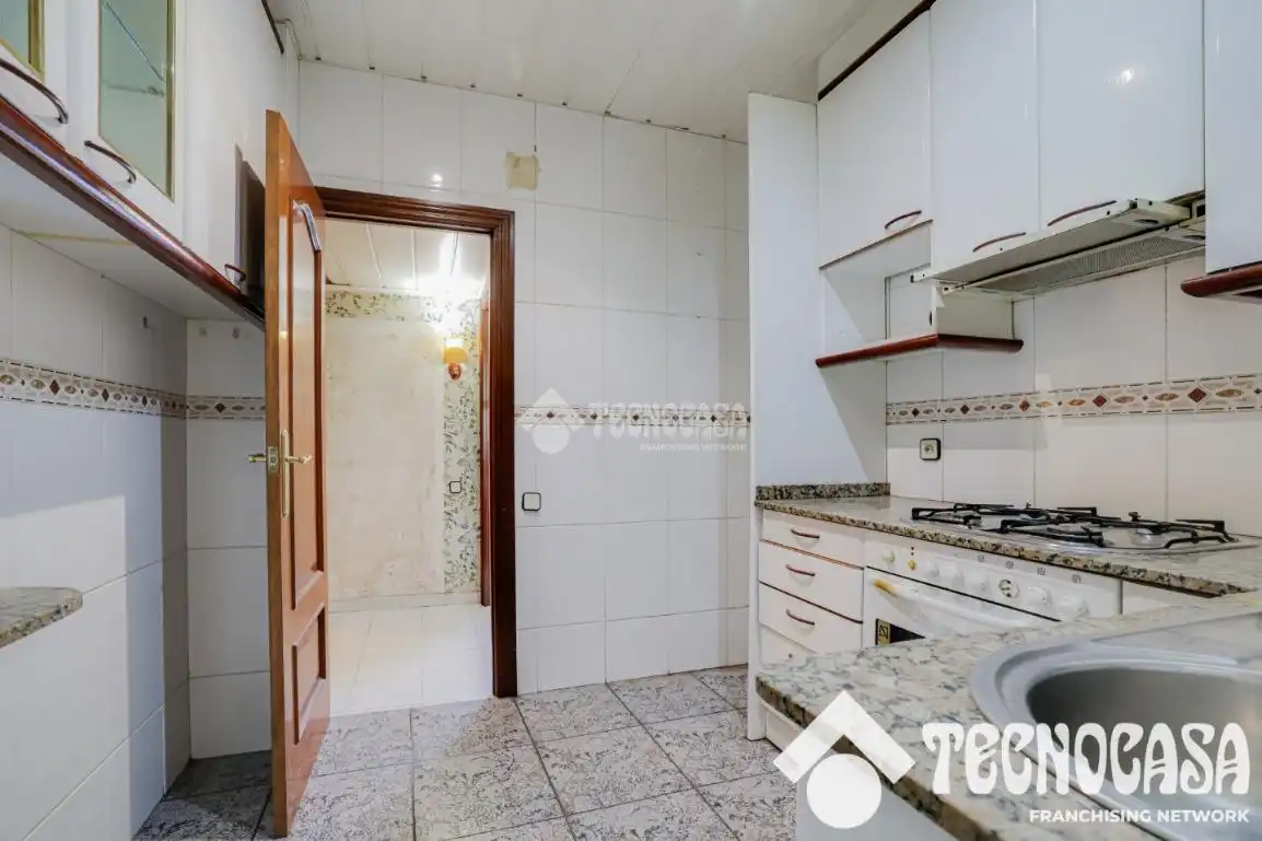 Cocina de Piso en venta en Barcelona con Terraza