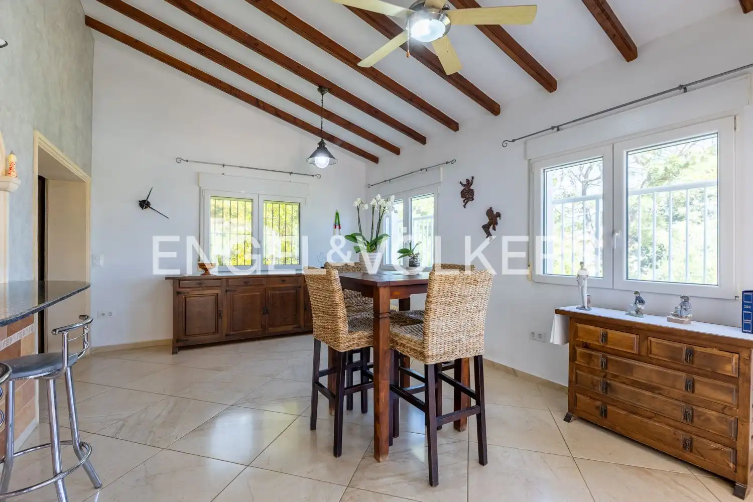 Comedor de Casa o chalet en venta en Dénia con Aire acondicionado, Calefacción y Jardín privado