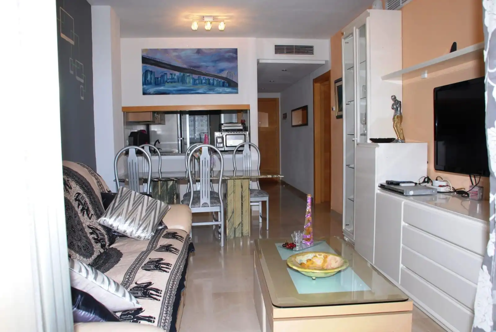 Living room of Flat for rent in El Campello  with Air Conditioner, Furnished and Community pool