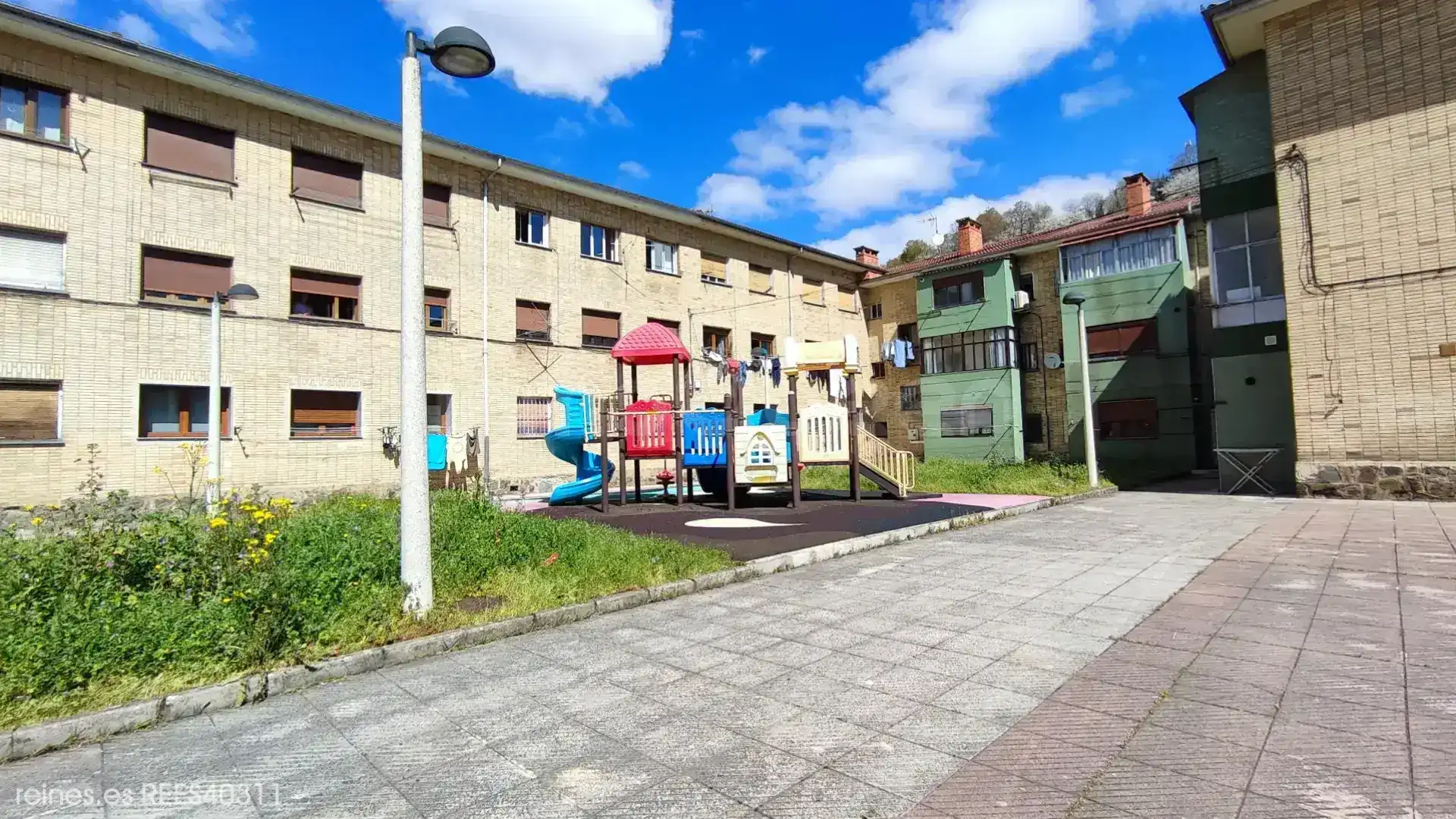 Außenansicht von Wohnung zum Verkauf in Laviana mit Heizung und Möbliert