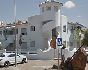 Exterior view of Apartment to rent in Chiclana de la Frontera  with Air Conditioner, Furnished and Oven