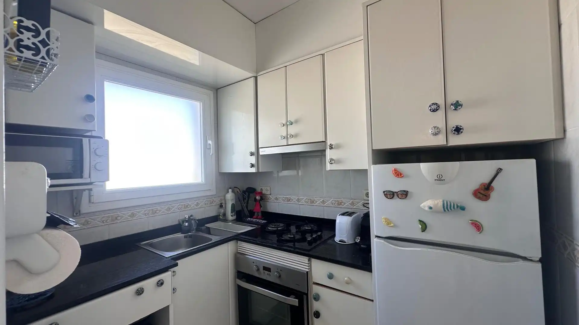 Kitchen of Flat for sale in Castell d'Aro, Platja d'Aro i s'Agaró  with Air Conditioner and Terrace