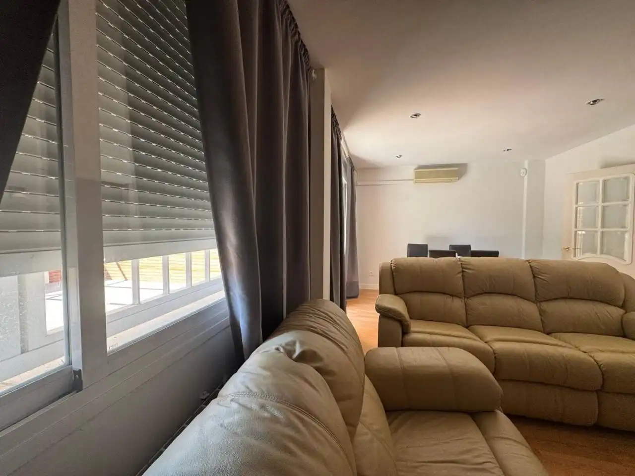 Living room of Houses for rent in Alcalá de Henares  with Air Conditioner, Heating and Private garden
