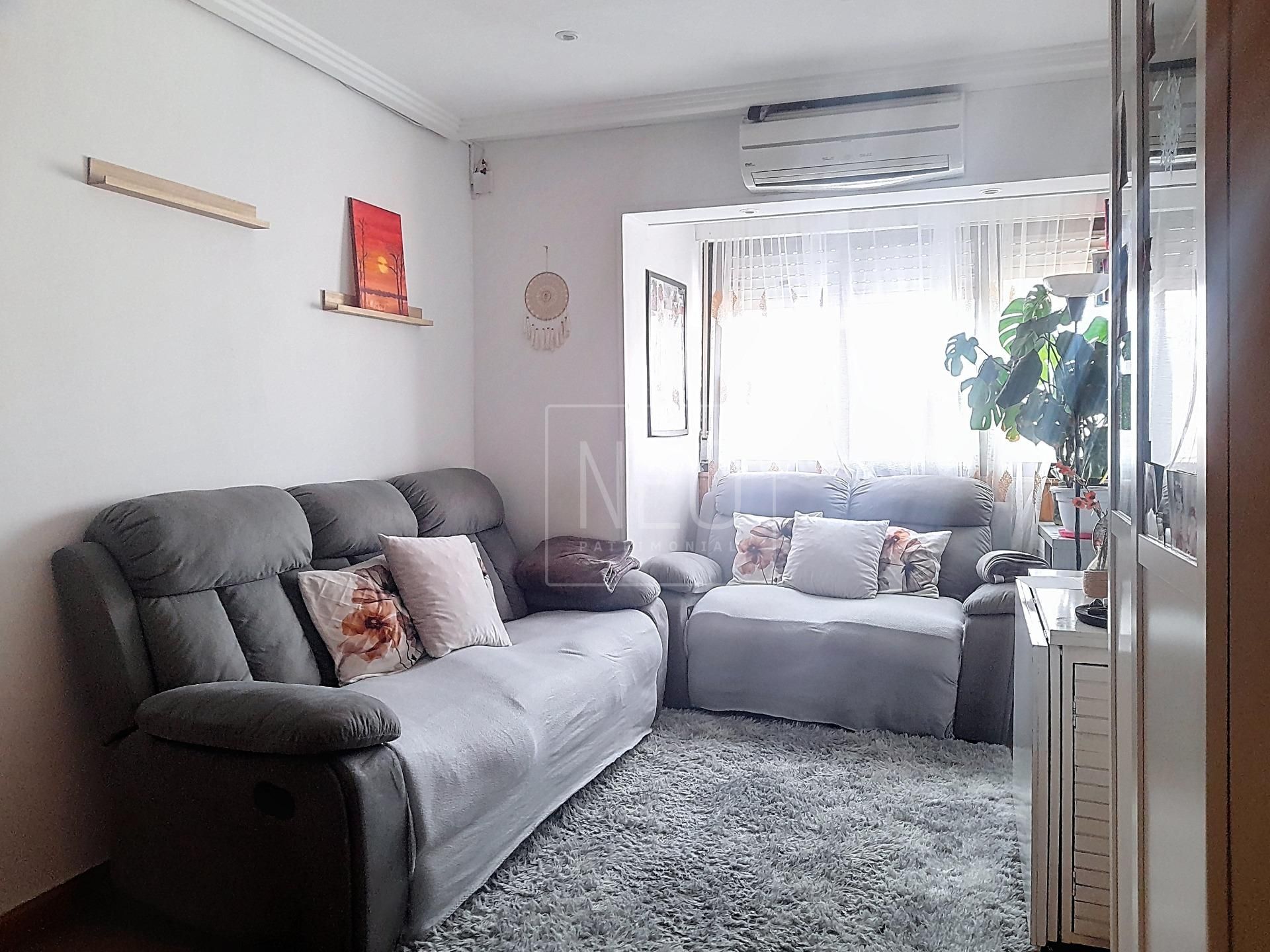 Sala de estar de Piso en venta en  Madrid Capital con Aire acondicionado, Calefacción y Terraza