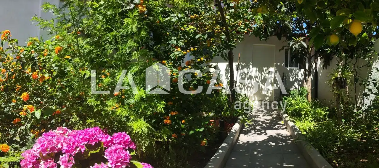 Jardí de Casa o xalet en venda en Badalona amb Calefacció, Terrassa i Balcó