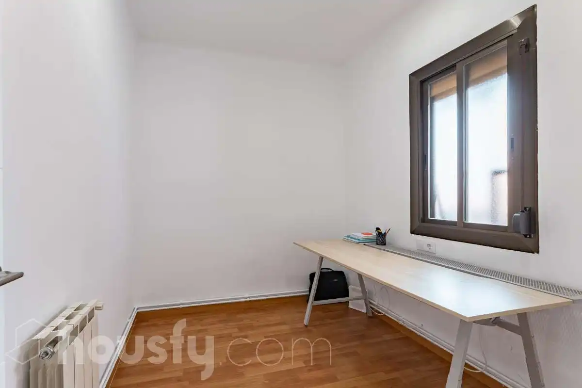 Habitación de Piso en venta en Esplugues de Llobregat con Aire acondicionado, Calefacción y Parquet
