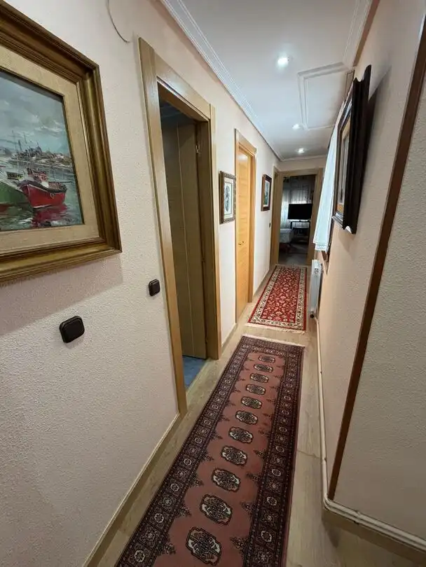Wohnung zum Verkauf in Vitoria - Gasteiz mit Heizung, Terrasse und Abstellraum