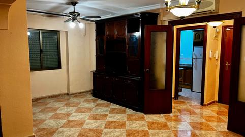 Foto 3 de Piso en venta en Calle Luchana, 44, La Trinidad, Málaga