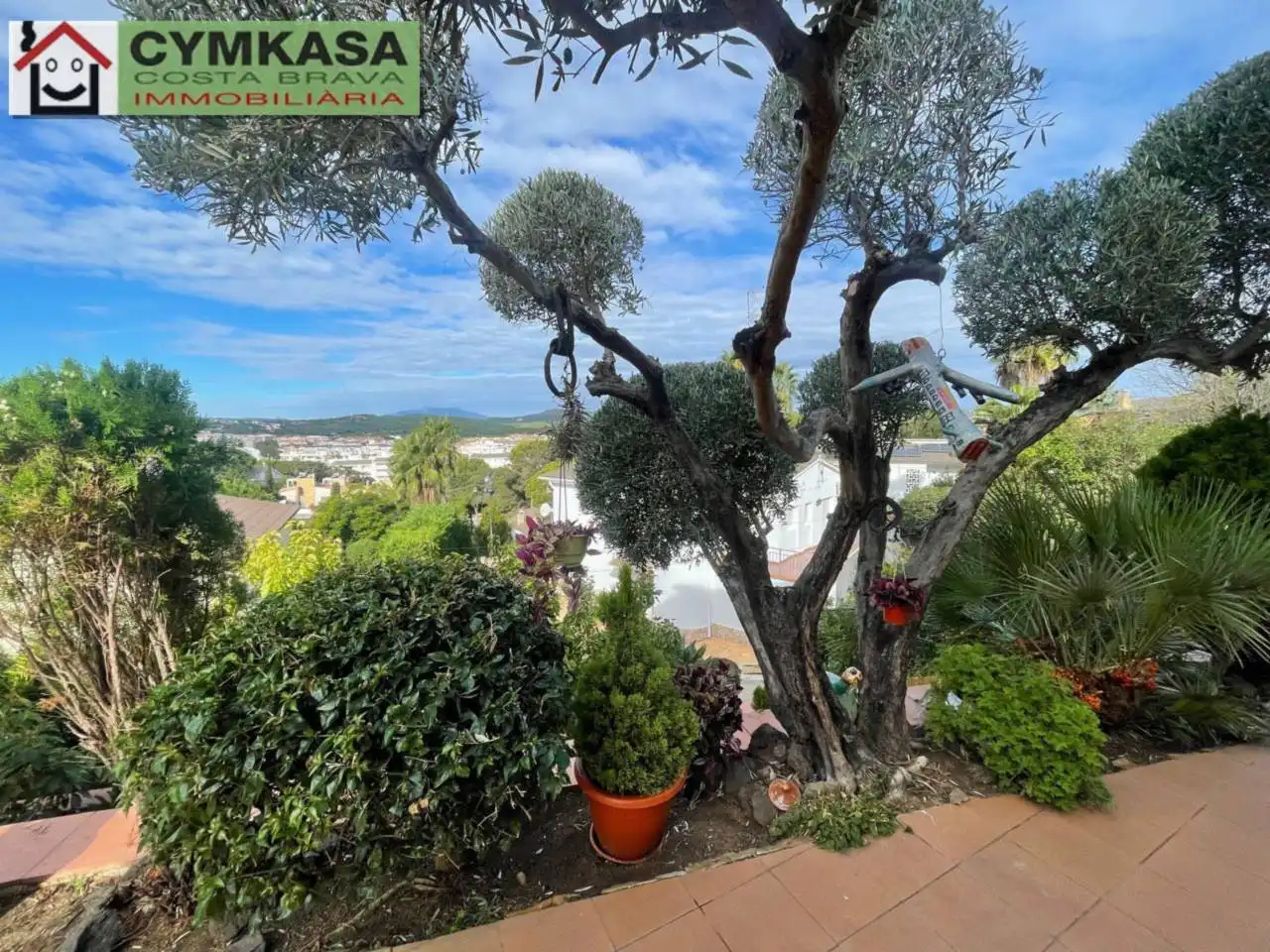 Vista exterior de Casa o xalet en venda en Lloret de Mar amb Aire condicionat, Calefacció i Jardí privat