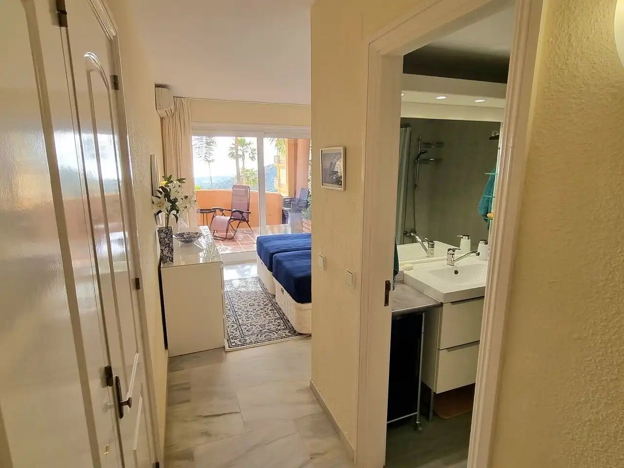 Apartament amb piscina en venda a Calahonda, imagen 16
