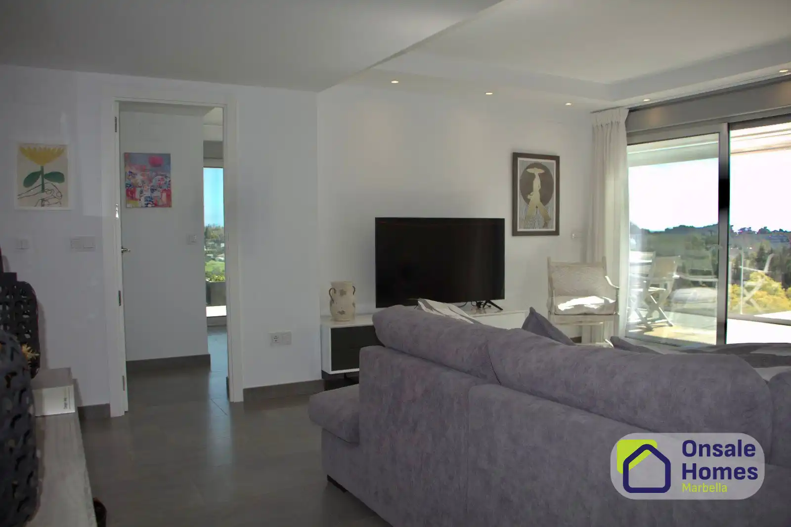 Living room of Attic for sale in Estepona  with Air Conditioner, Terrace and Storage room