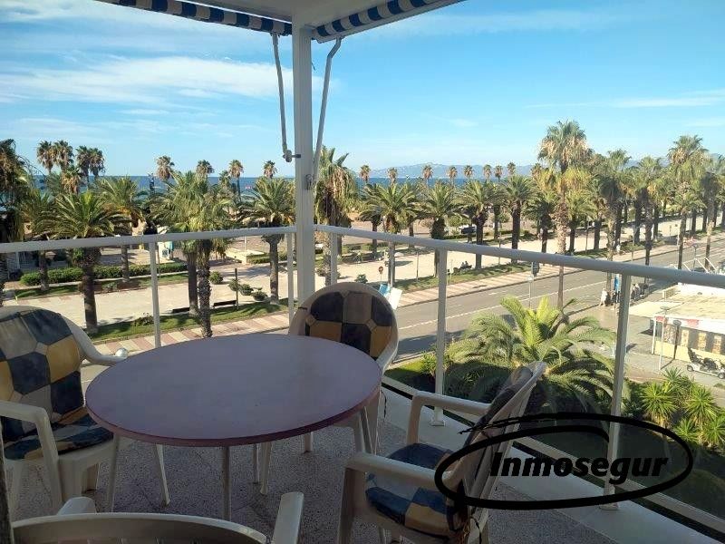 Exterior view of Flat for sale in Salou  with Terrace, Storage room and Furnished
