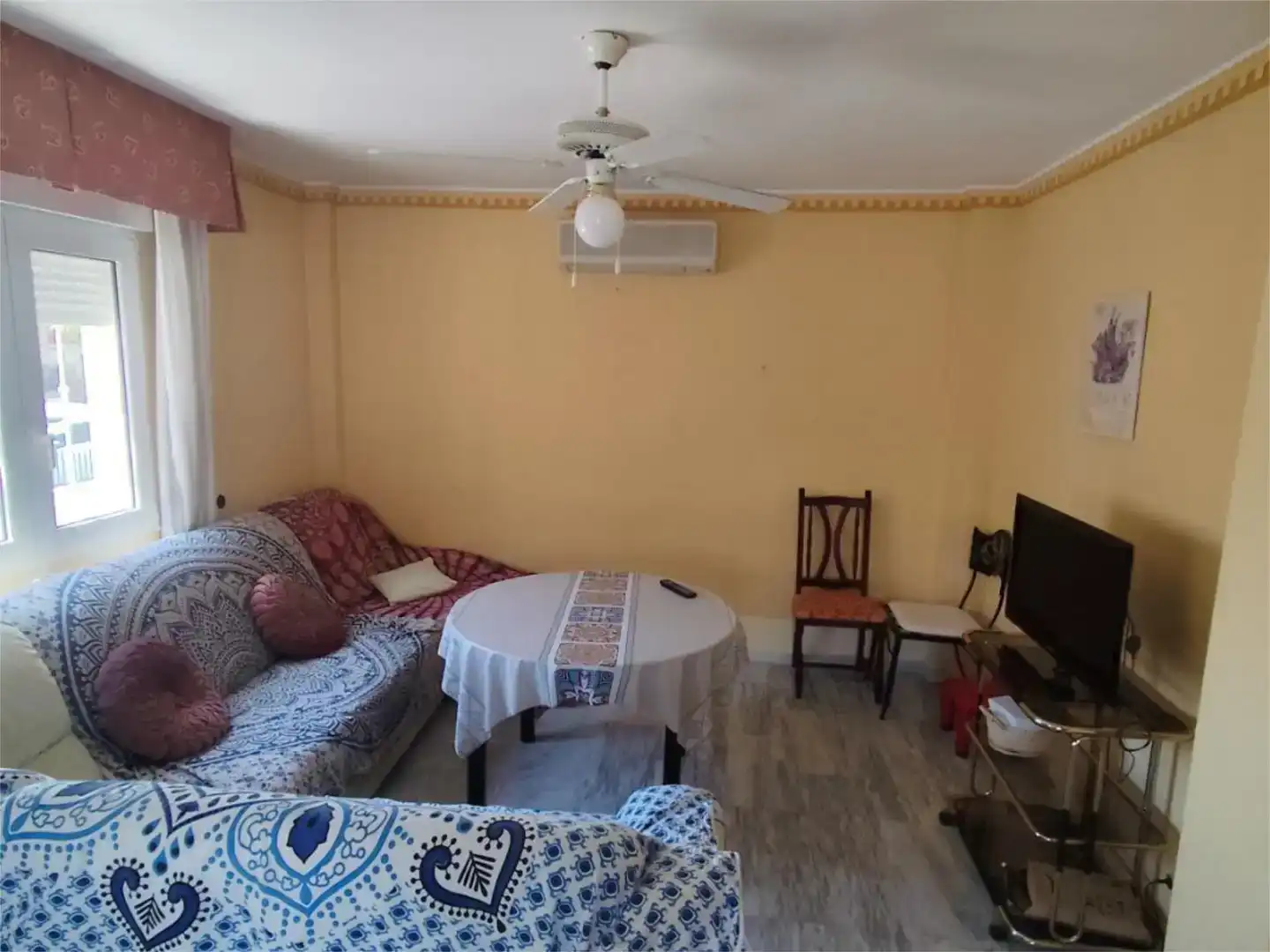 Living room of Houses for share in Jun, Granada