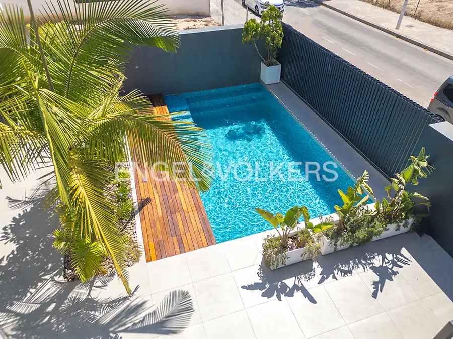 Swimming pool of Houses for sale in Elche / Elx  with Air Conditioner, Heating and Private garden
