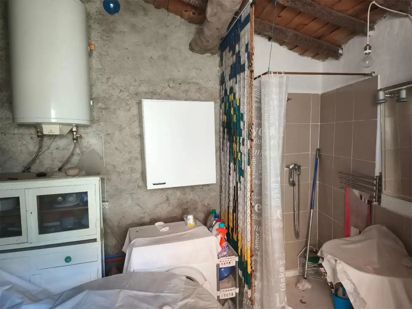 Bany de Finca rústica en venda en Yecla de Yeltes amb Moblat